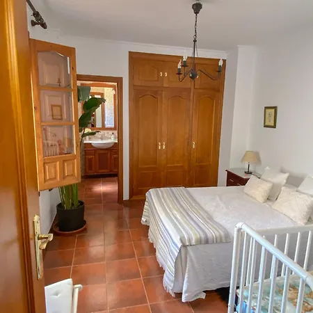 La Villa, Rural * 伊斯纳哈尔